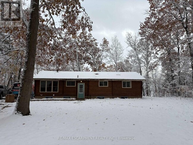 Building Photo - 3431 Bethesda Rd