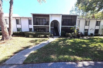 Building Photo - 1281 Pine Ridge Cir E