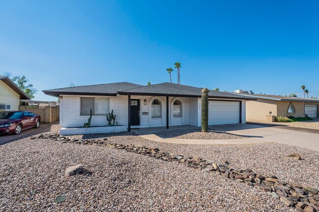 Foto del edificio - 321 E Fremont Dr