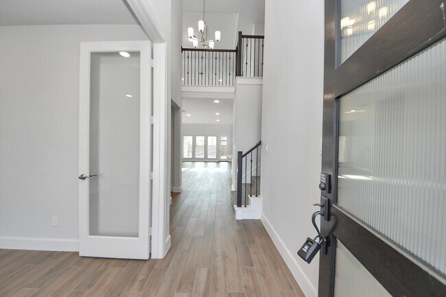 Building Photo - 11430 Bush Clover Dr