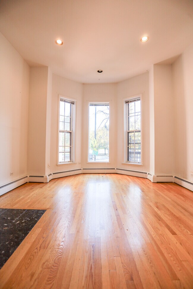 Foto del edificio - 1810 N Clark St