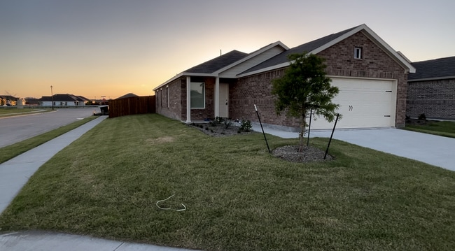 Building Photo - 1503 Forge Pond Ln