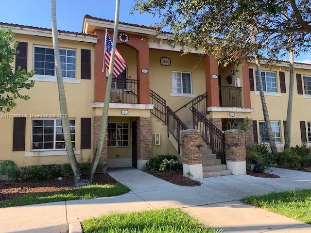 Foto del edificio - 3380 NE 9th St