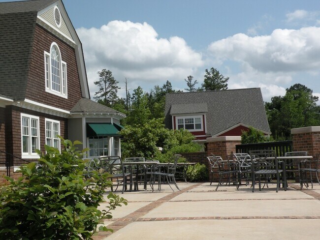 Foto del edificio - Summit #1012 - End Unit! - PRELEASING FOR AUGUST 2026!