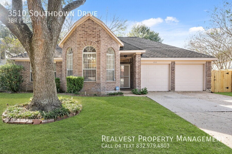 Foto principal - 3510 Southdown Dr