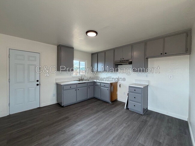 Building Photo - 21490 Bear Valley Rd