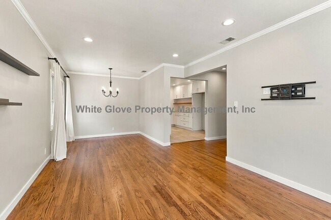 Foto del edificio - 5403 Oliva Ave
