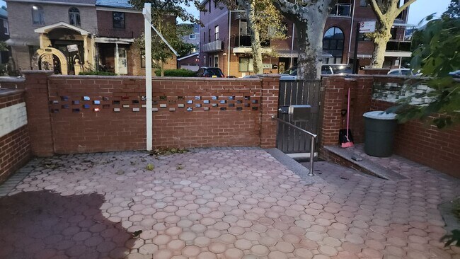 Foto del edificio - 19618 69th Ave