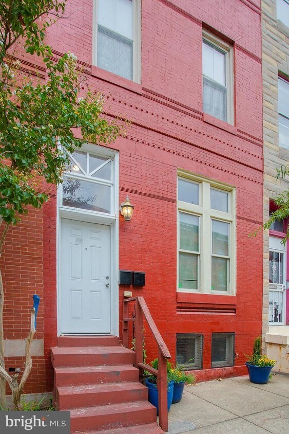 Primary Photo - 1622 N Calvert St