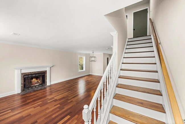 Building Photo - 5702 Brentwood Meadows Cir