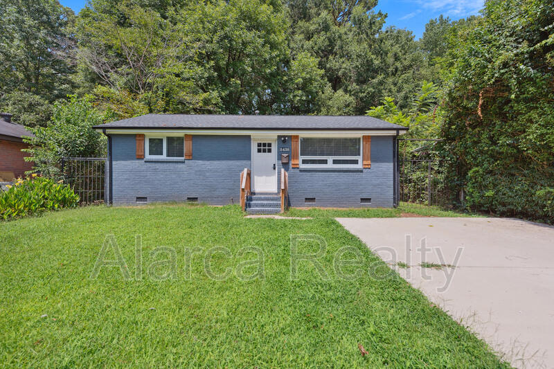 Primary Photo - 2438 Finchley Dr