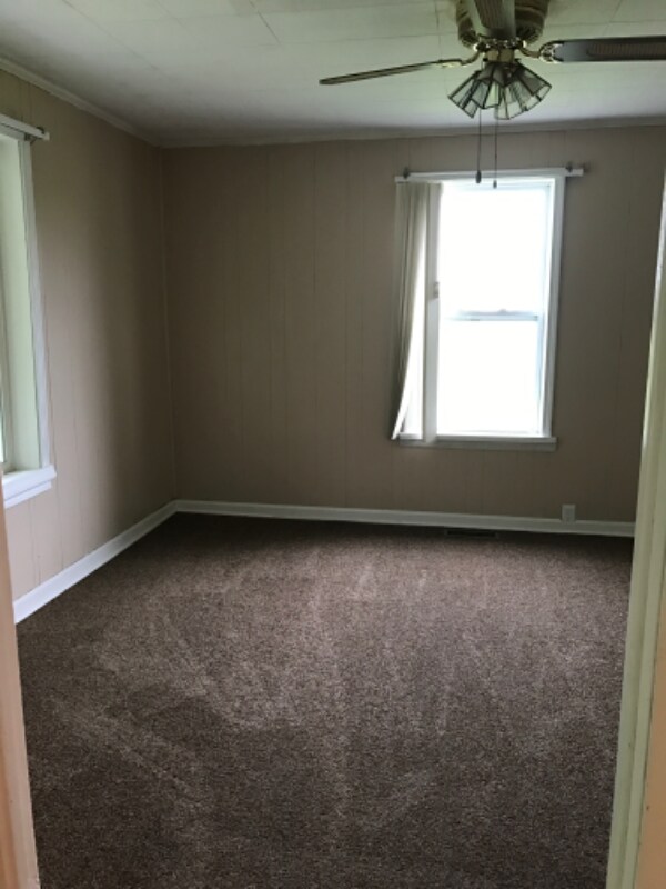Building Photo - 513 Beechwood Dr