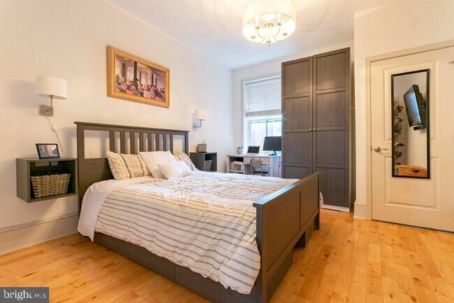 Foto del edificio - 1310 Spruce St
