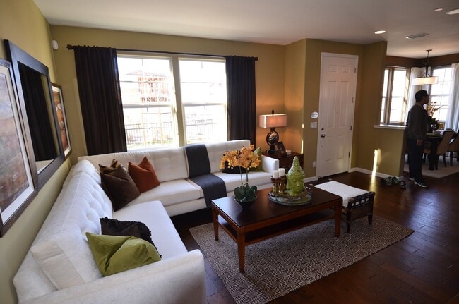 Building Photo - Beautiful East Davis Home