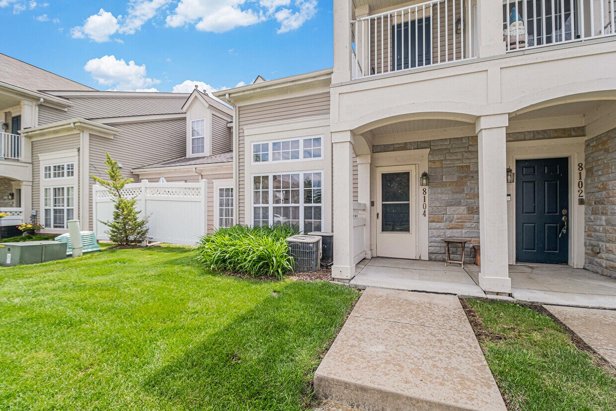 Foto principal - 8104 Addington Dr