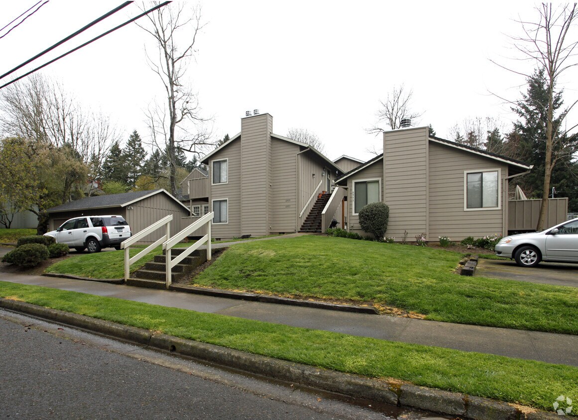 Primary Photo - 6955 Childs Rd