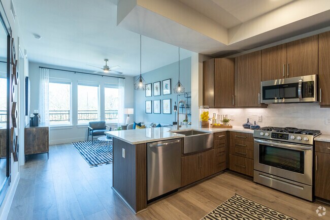 1HAB, 1BA - 709 ft² - Maxwell Memorial