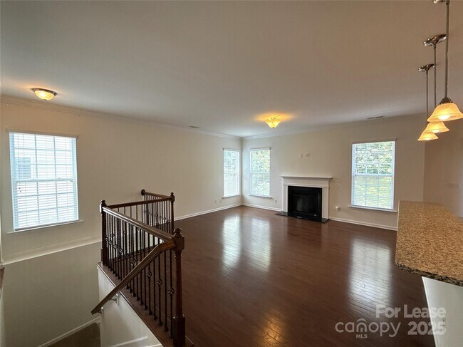 Foto del edificio - 14702 Brannock Hills Dr