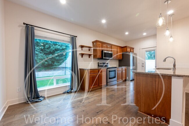 Foto del edificio - 22 NE Hadley Way