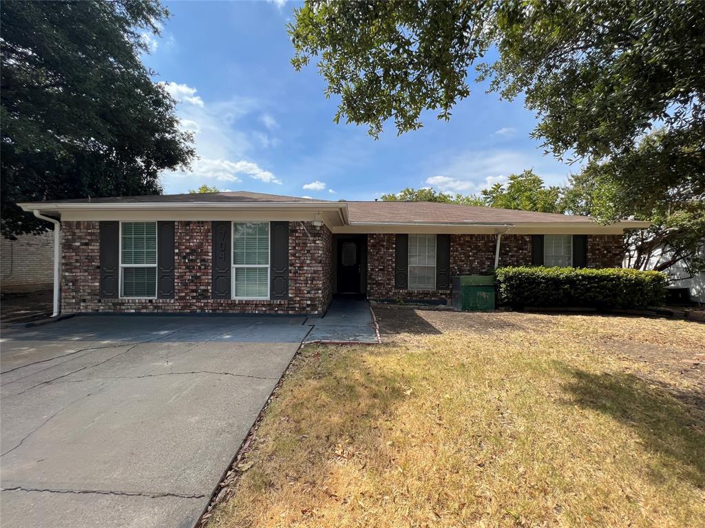 Foto principal - 704 Lynne Ln