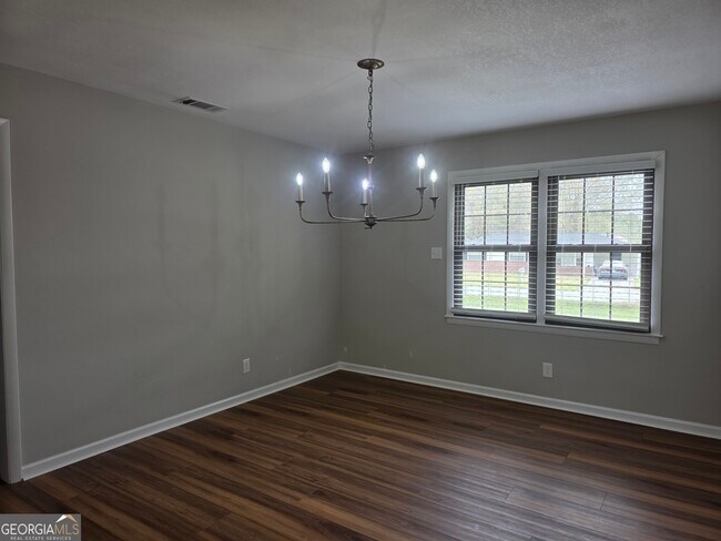 Foto del edificio - 103 W 15th St