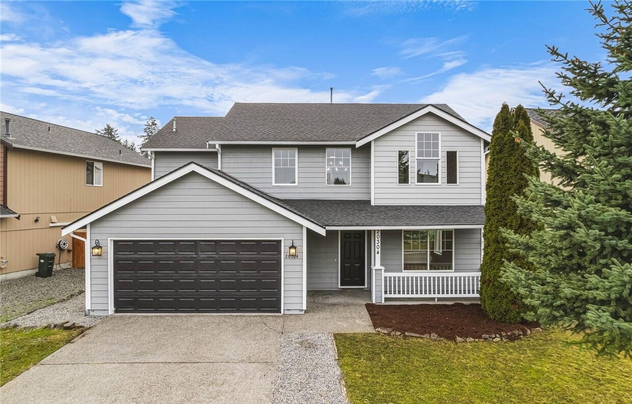 Primary Photo - Beautiful upgraded large 4 bedroom home av...