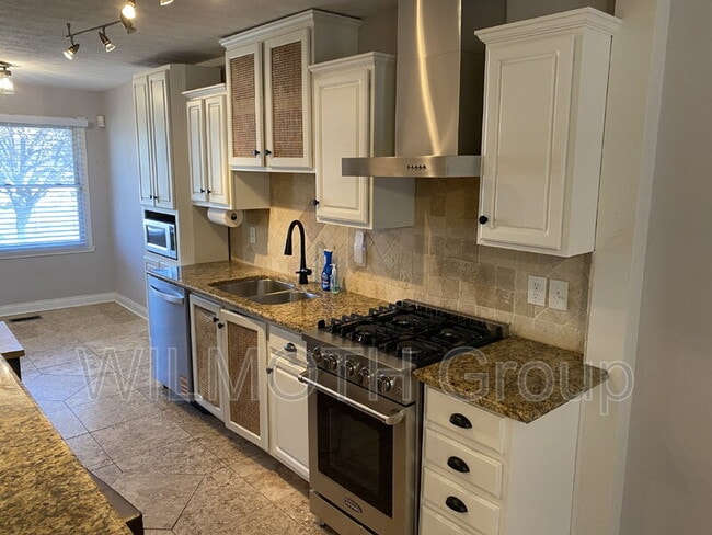 Foto del edificio - 1026 N New Jersey St