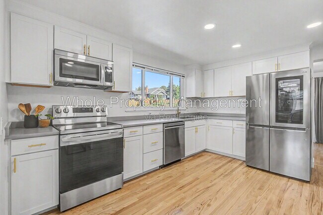 Foto del edificio - 3038 Sheridan Blvd