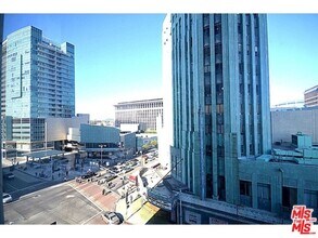 Building Photo - 3810 Wilshire Blvd