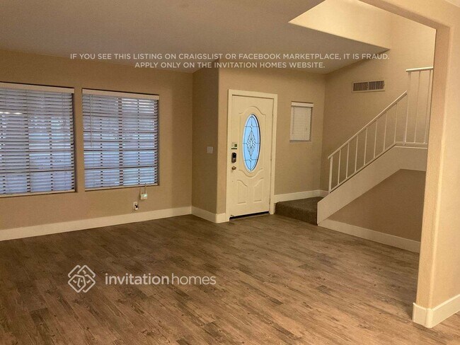 Foto del edificio - 2335 Lone Pine Dr