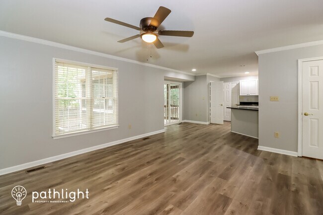 Building Photo - 6008 Fox Point Road, Fredericksburg, VA, 2...