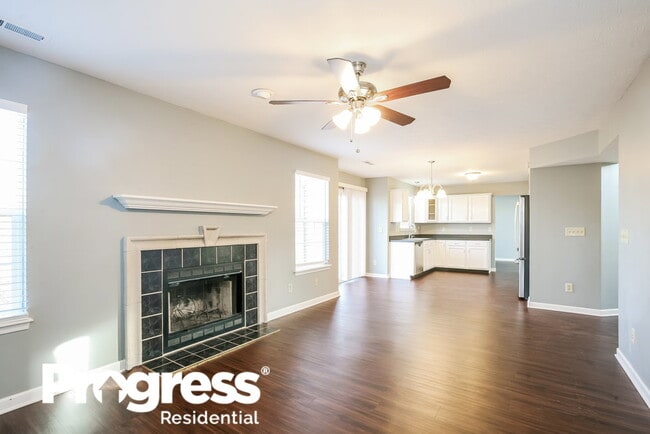 Building Photo - 12614 Gunnison Dr