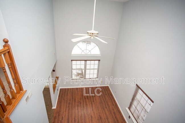 Foto del edificio - 51 Meadow Ct