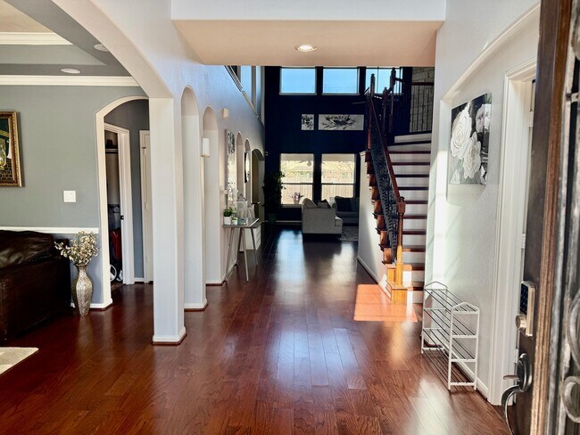 Foto del edificio - 8153 Tranquil Lake Way