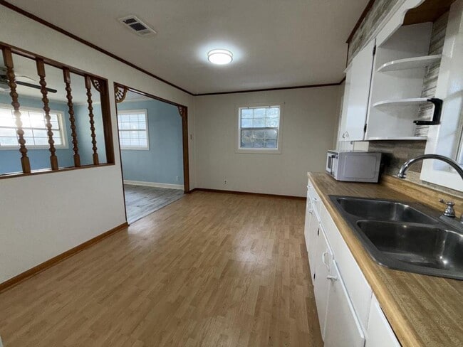 Foto del edificio - 1221 42nd Ave