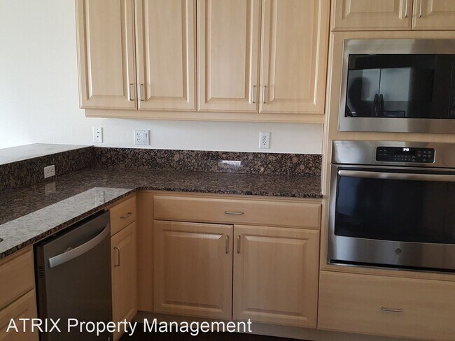 Building Photo - 3 br, 3 bath House - 35 Champagne APN 685-...