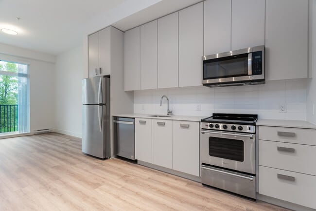 Building Photo - Parker