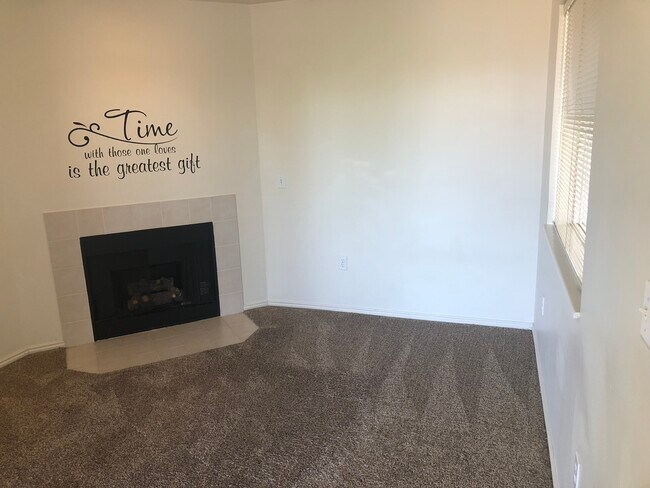 Family Room - 137 W 600 N