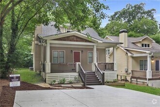 Building Photo - 2640 Oakdale St NW