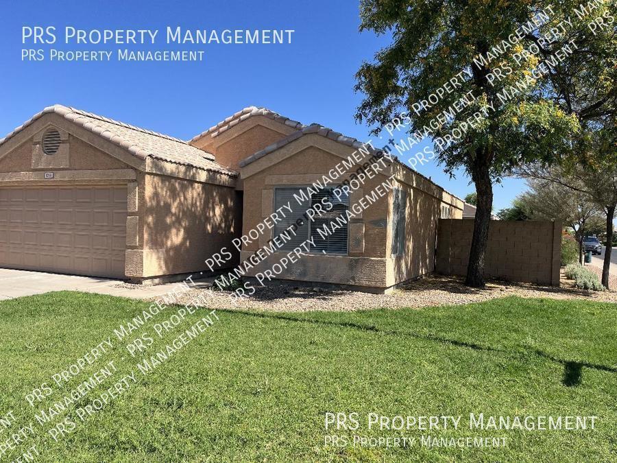 Foto principal - Available Now