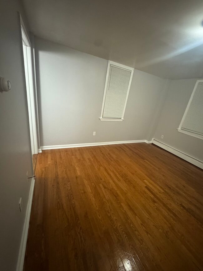 Building Photo - 279 Prospect St