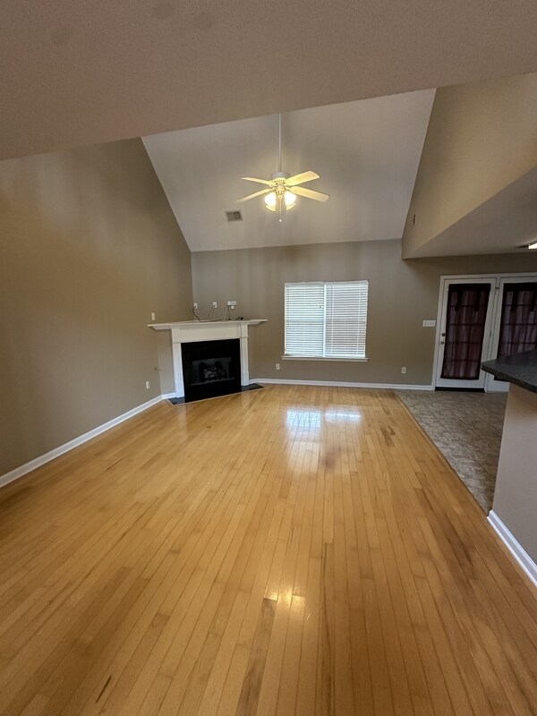 Foto del edificio - 6703 Einat Cove