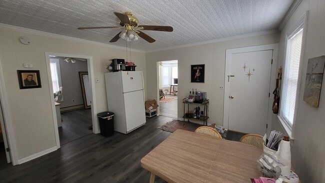 Building Photo - 175 Nichols St