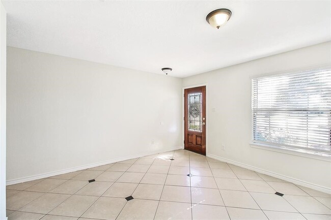 Building Photo - 21350 Beacon Springs Lane