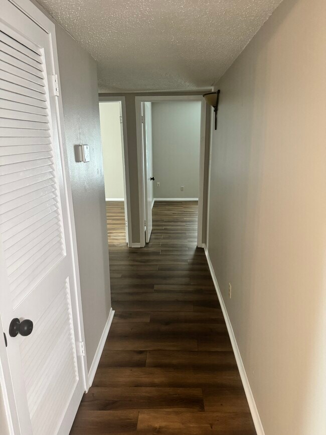 Foto del edificio - 115 Township Ln