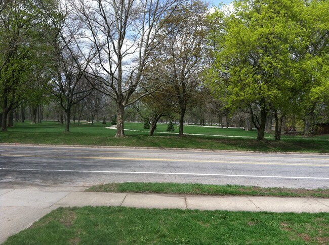 Riverside Park view - 2332 Monroe Ave NE