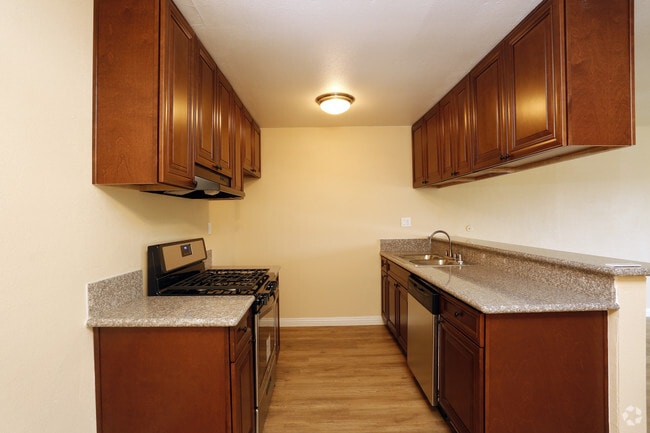 Interior Photo - Glenwood Apartments