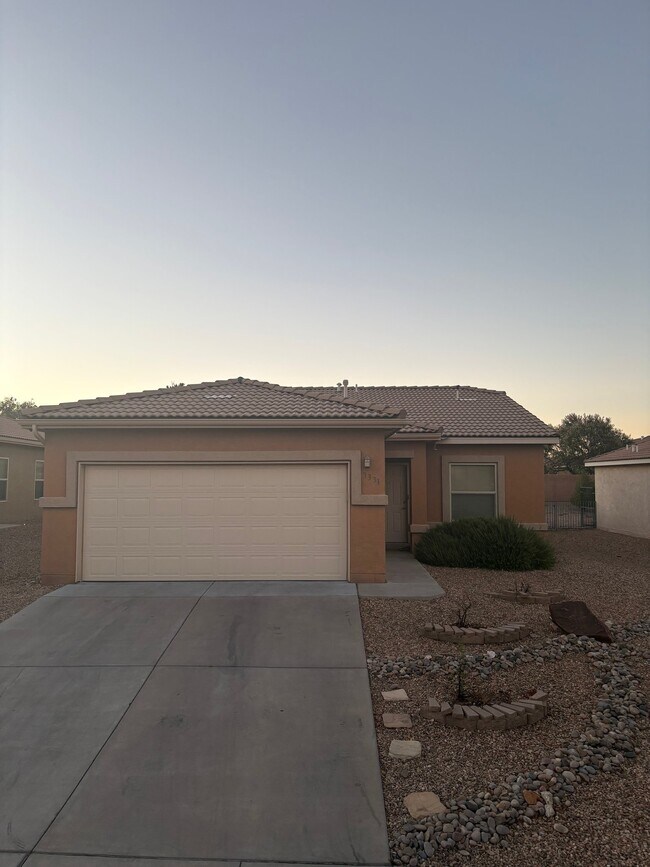 Foto del edificio - 3331 Prairie Ridge St SW
