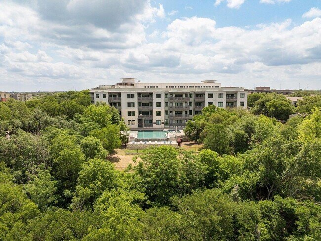 Building Photo - 3600 S Lamar Blvd