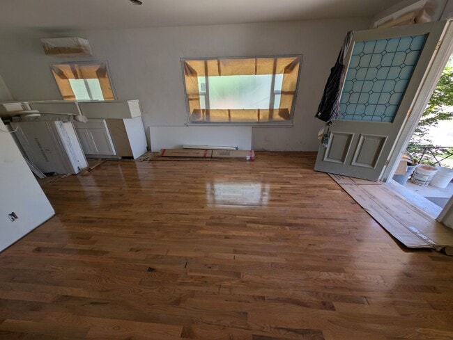 Building Photo - 1310 E 900 S